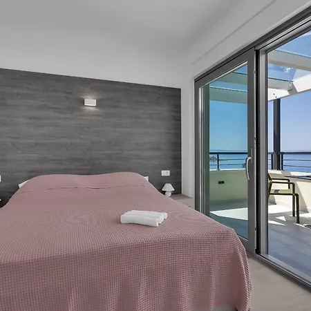 Gæstehus Beachfront - Srzic Makarska