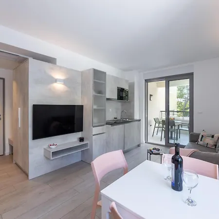 Gæstehus Beachfront - Srzic 3*