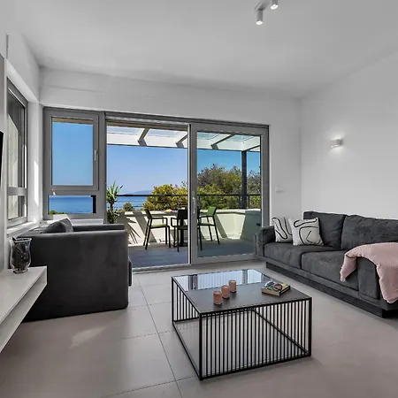 Guest house Beachfront - Srzic